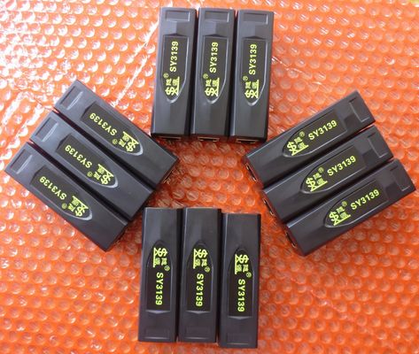 1000Mb/s データ速さ POE 超電圧保護 48V とすべての保護ピン J45